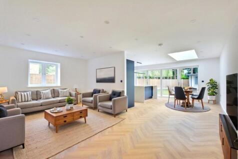 Openned-Planned-Kitchen-Living_2 - 8 (1).jpeg