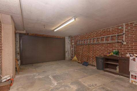 Bramleys Estate Agents - Toothill Lane - Brighouse