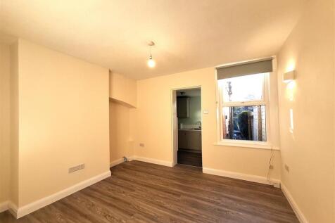 Dining Room.jpg