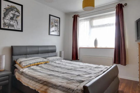 cowley bedroom.png