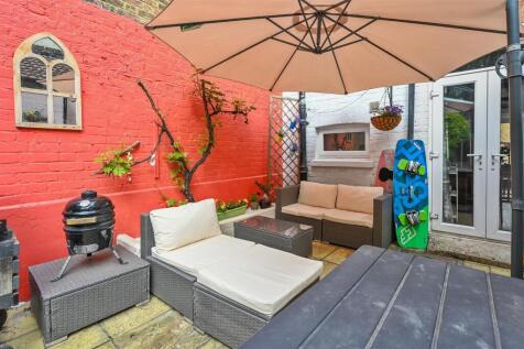 8-wellington-road-tn34 (36).jpg