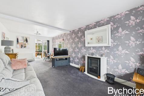 CAM05454G0-PR0045-STILL014