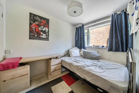 1303834-3-6854503...