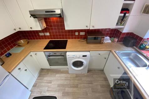 |Ref: R214758|, Maryfield, Southampton, SO14 3TH photo 3