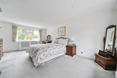 1305490-18-684972...