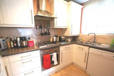 2 Kingsdown Court Kit.jpg