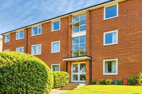 2-bed flat on Gravel Hill Close, Bexleyheath, DA6, £1,700/mo