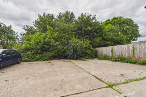CAM03218G0-PR1026-STILL010