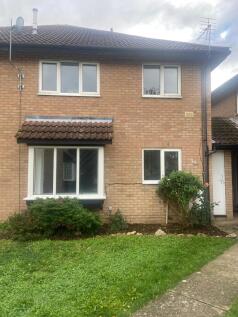 2-bed semi-detached on Odell Close, Kempston, £1,150/mo