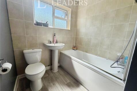 Chilburn Road, Clacton On Sea, Essex, CO15 photo 4