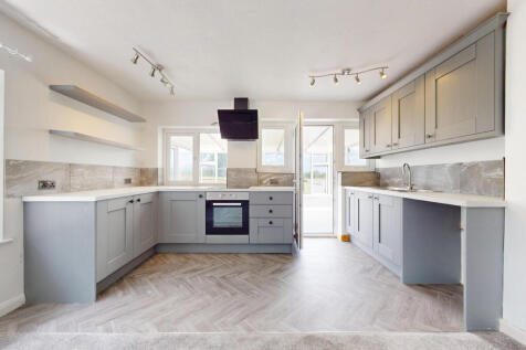 Elm Tree Farm, Ashford, Kent, TN25 photo 4