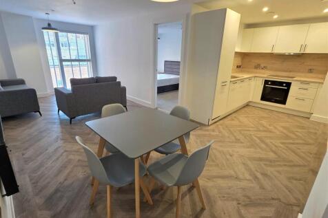 Kitchen/Living/Dining