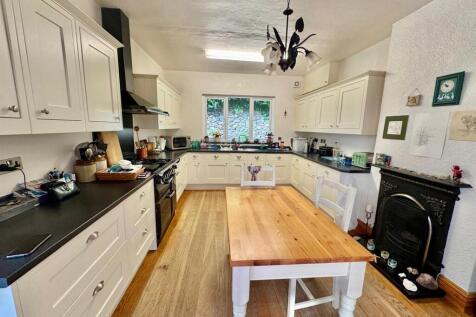 PHOTO-2025-05-30-07-36-19 (3).jpg