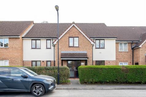 Beaufort Close E4