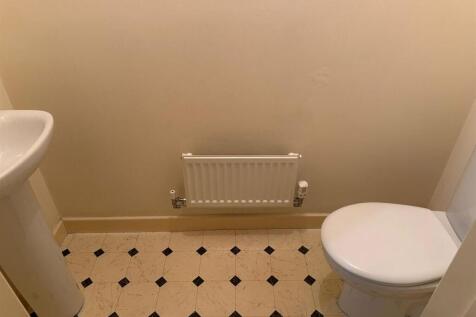 WC ground floor .jpeg