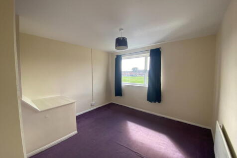 Vincent Road Thatcham photo 5