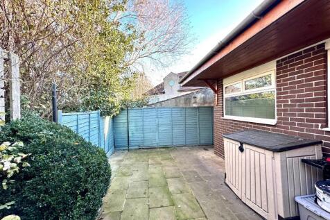 FURTHER EXTERNAL PHOTOGRAPHS