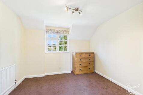 CAM01995G0-PR0340-STILL010