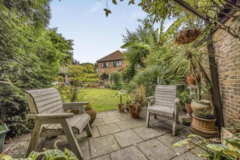 1 Conifer Drive, Hambrook-PorticoMarketing-Nexa-38