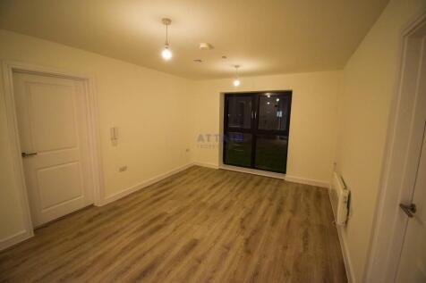 Living Room.jpg
