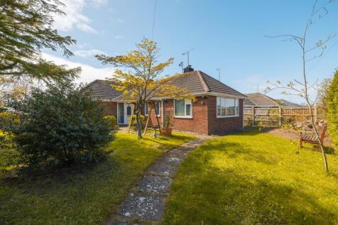 38 Waterford Drive-4.jpg