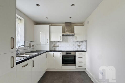 Tipperary Avenue, Wymondham photo 3