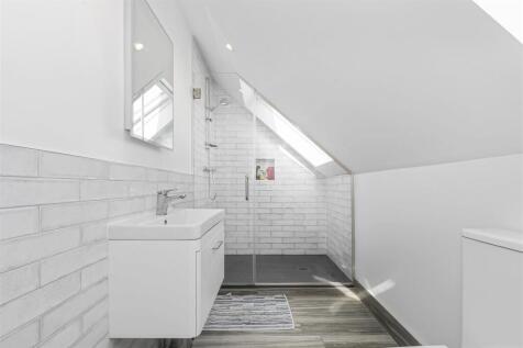 Ensuite 2.1.jpg