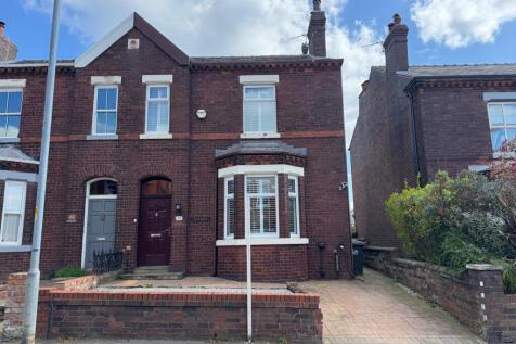 3 bed semi-detached house for sale Hall Lane, Hin