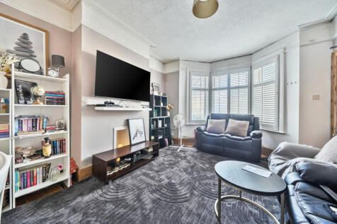 1410749-12-698cbb...