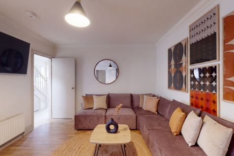 Colgate Crescent, Manchester photo 3