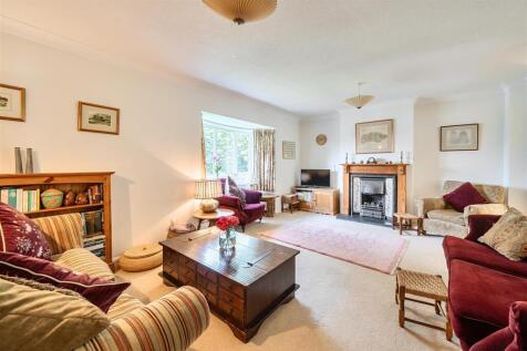 5 Frog Hall, Silverstone (18).jpg