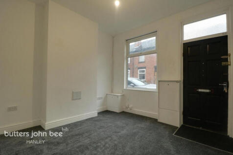 2-bed terraced on Packett Street, STOKE-ON-TRENT, £750/mo