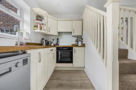 25 Peel Cl, Windsor SL4 3NW6.jpg