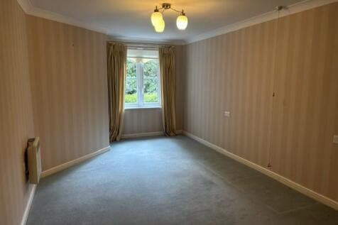 Risingholme Court, Heathfield, East Sussex, TN21 8GB photo 5