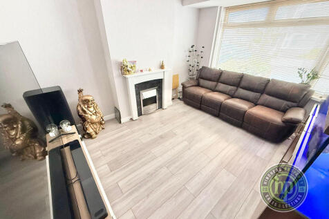 IMG-20250904-WA00...