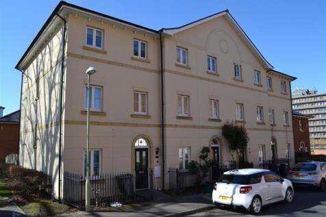 1 Pillowell Exterior.jpg