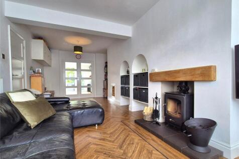 Excellent Lounge
