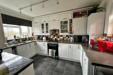 Byron Road, Exeter photo 3