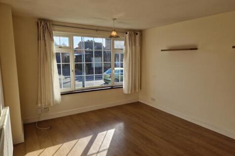 Wolsey Drive, Leicester, LE6 photo 3