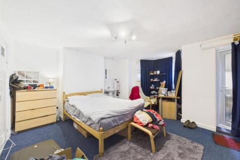 7- HMO and Building Plot for Auction, Southville.j