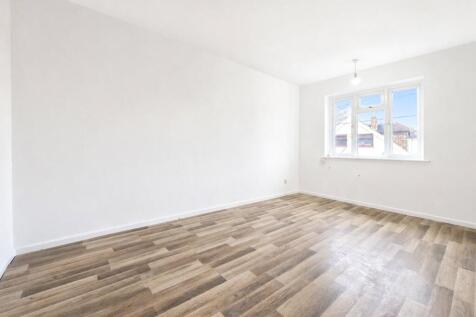 Eastwood Road, Rayleigh, Essex, SS6 photo 5