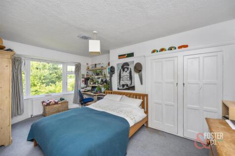 Redhill Drive 21-022.jpg