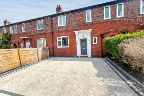 Sale, M33 - property photo