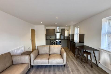 Ferriers Court, Roath photo 4