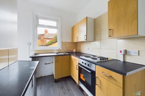 Gorsefield Road , Birkenhead  photo 4