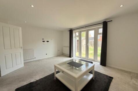 Alderney Avenue, Newton Leys photo 4