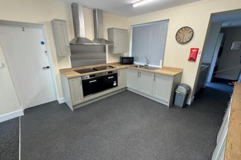 Leabrook Road, Tipton photo 5