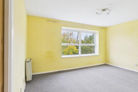 CAM01740G0-PR0456-STILL002