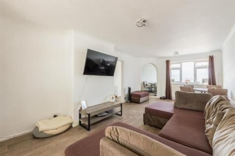18 Ridgewood Avenue -4.jpg