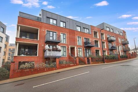 49 Suffield Lodge, Suffield Hill, High Wycombe, Buckinghamshire, HP11 2FR